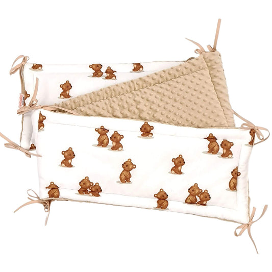Evcushy Universal Cot Bed Bumper – Teddy Bear Hug Collection. Soft cotton with adorable teddy bears on white, plush beige for cot bed 70x140cm