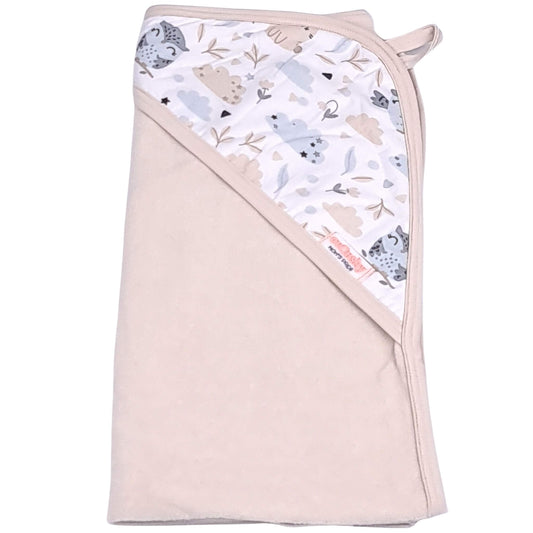 Hooded baby towel beige with bunnies and owls pattern 100x100 cm