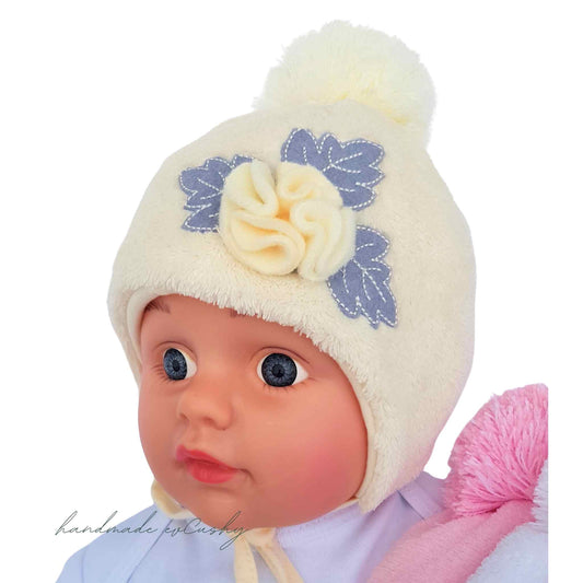 winter hat for baby 0-6 months cream colour fleece with pom-pom evcushy