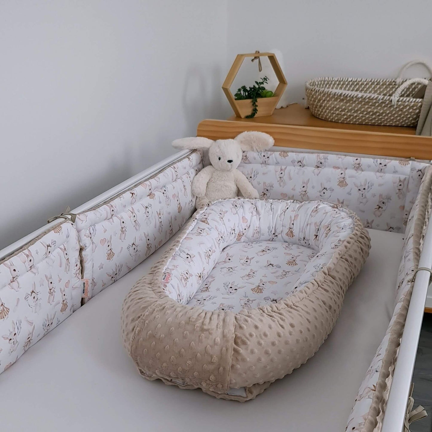 Retro Bunny Baby Nest Pod Lounger for Newborn (0-9 Months)